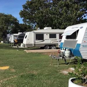2* Hotel Caravan Park